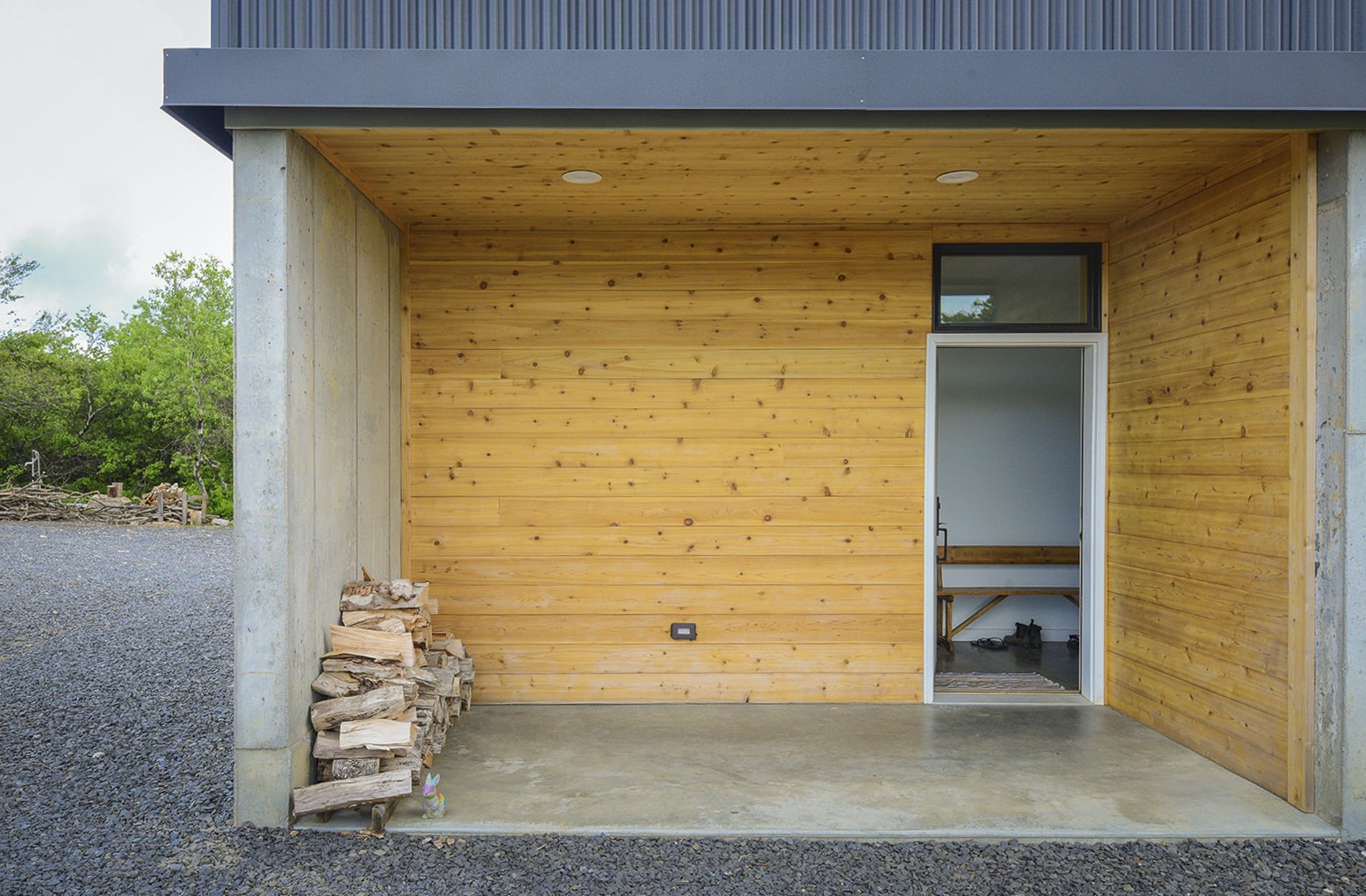 Laurel Mtn — material detail