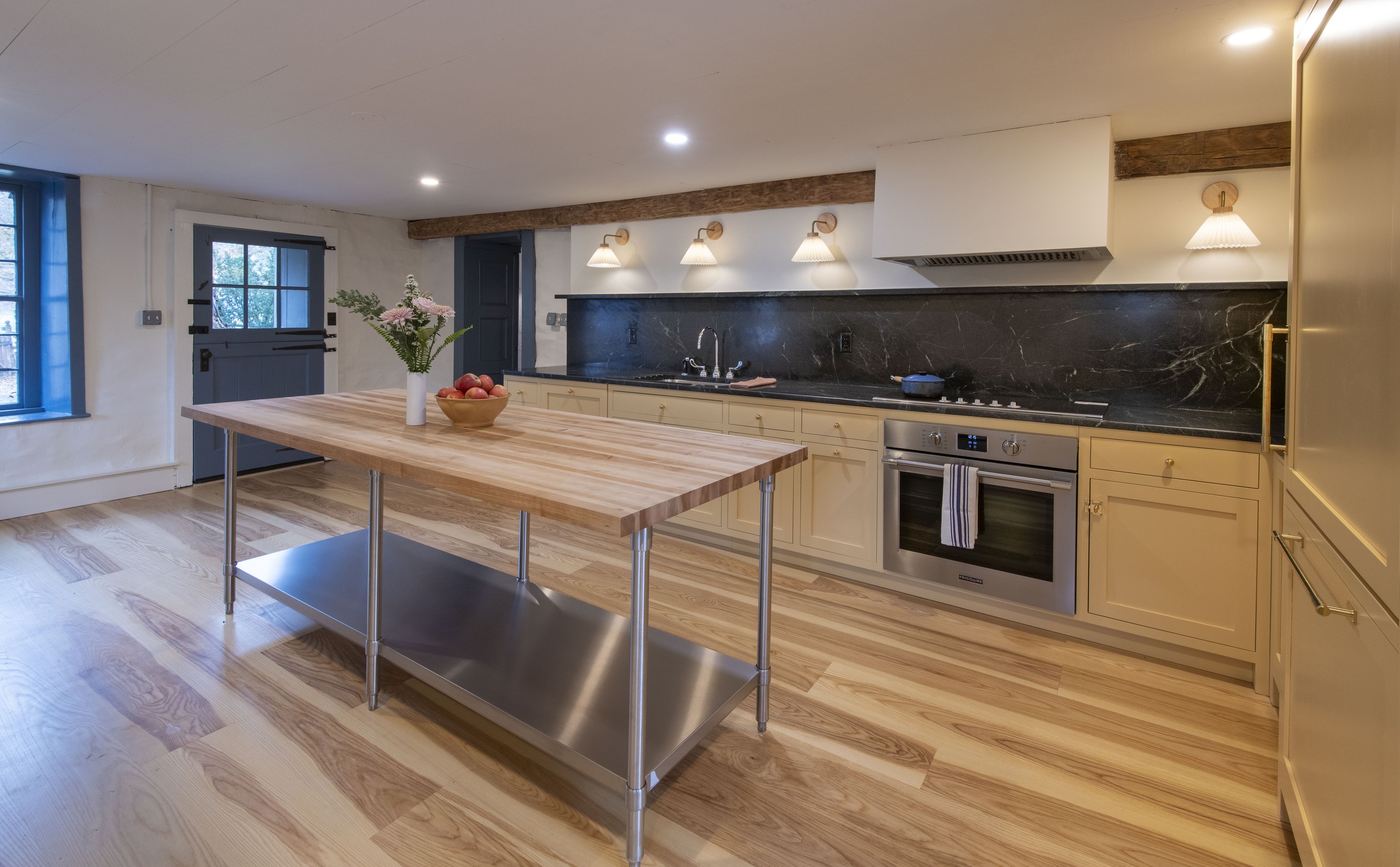 Stone House — detail view