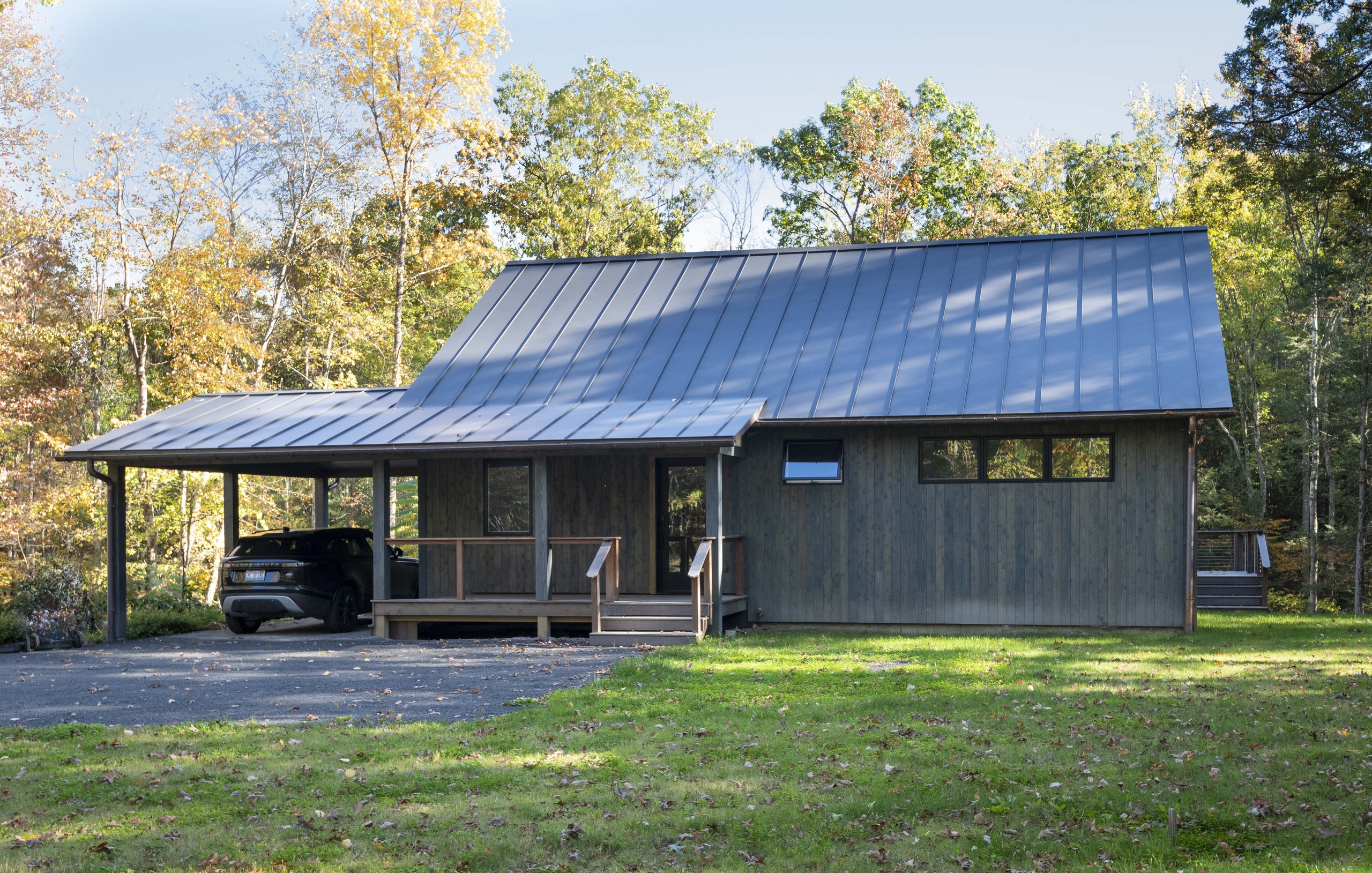 Stonykill 2 — 1,800 sqft companion residence on the Stonykill property in Accord, NY by Plum Design Group