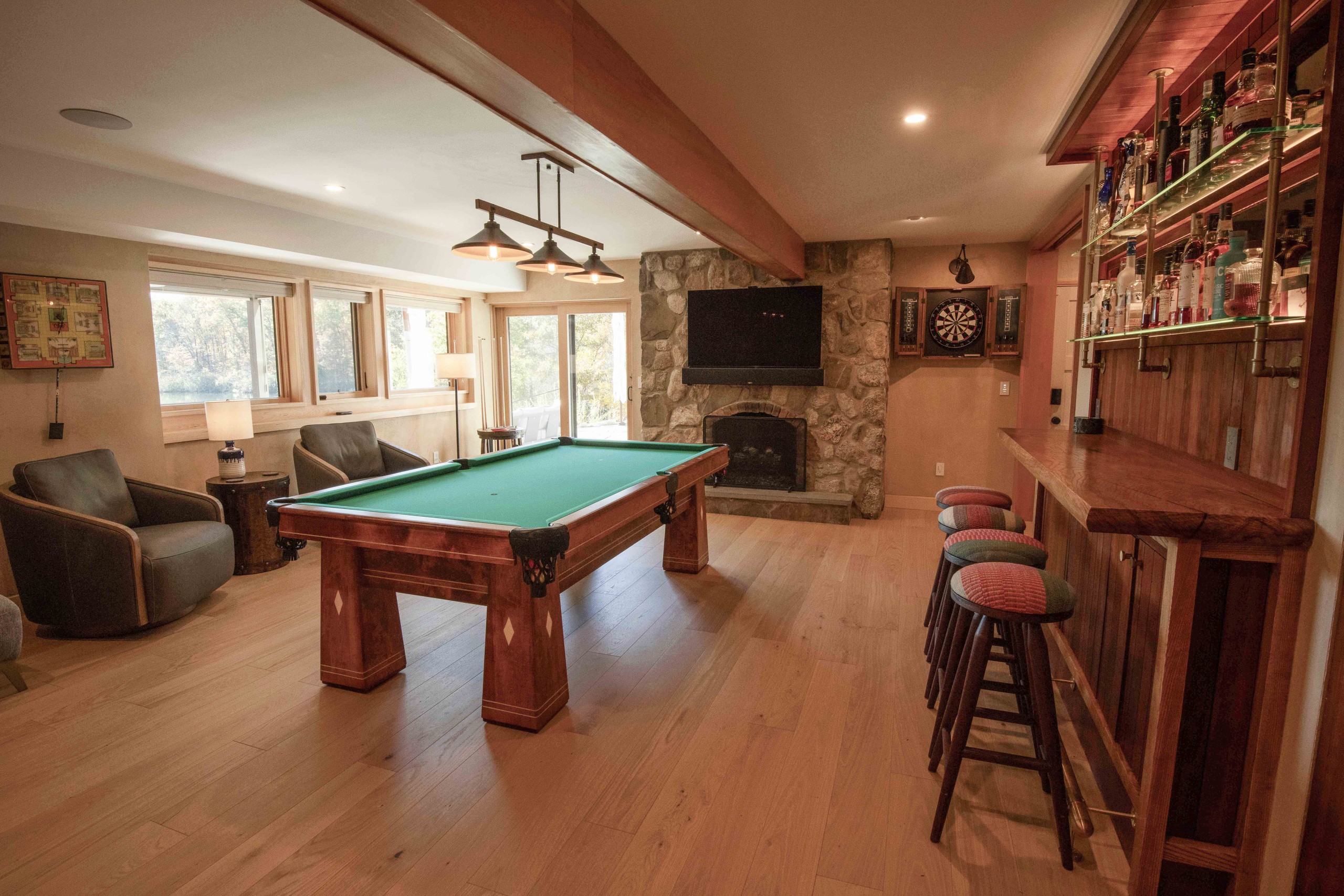 Undercliff Lake — architectural detail